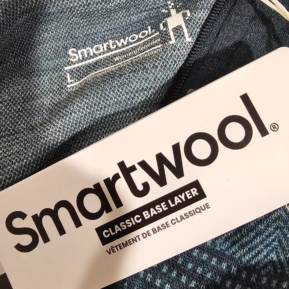 Smartwool Blue and Gray Mountain Pattern Half-Zip Sweatshirt - Picture 5 of 7